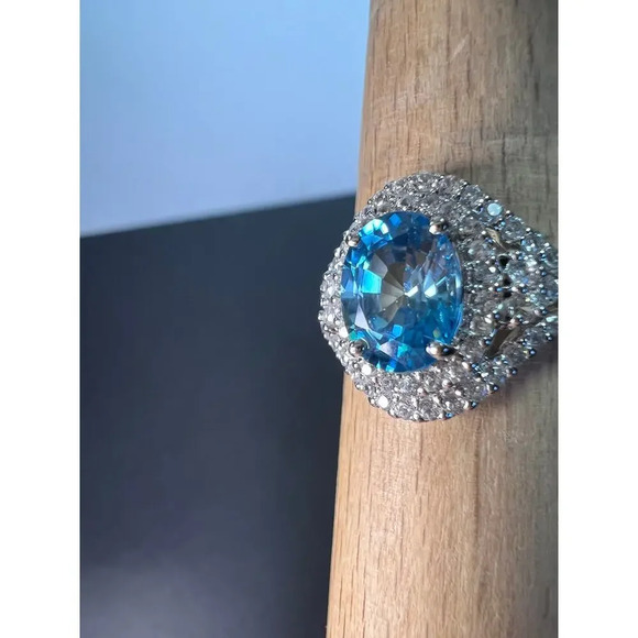 10k white gold blue topaz and white zircon double halo ring size 9 - Picture 3 of 10